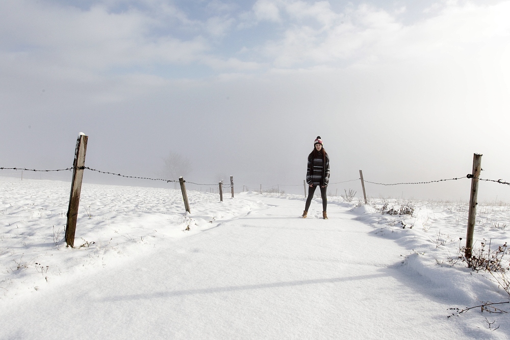Bild: Ein unbekanntes Mädchen auf dem Foto. Foto: Majo Eliáš.