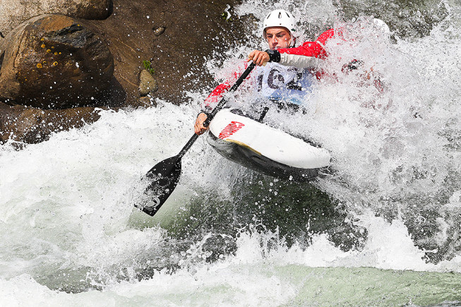 Eingefrorene Bewegung mit sehr kurzer Belichtungszeit, 1/2000 s. Foto: Majo Elias.