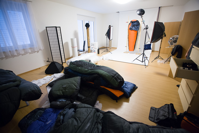 Backstage beim Schlafsackfotografieren.