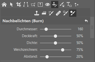 Produkte ausschneiden und auf einen anderen Hintergrund übertragen: Das Nachbelichten-Werkzeug.