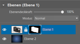 Produkte ausschneiden und auf einen anderen Hintergrund übertragen: Überprüfen Sie, ob Sie sich in der Ebenenmaske befinden.