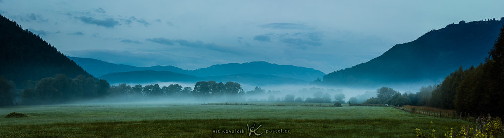 Landschaften unter unterschiedlichen Bedingungen fotografieren - blaue stunde