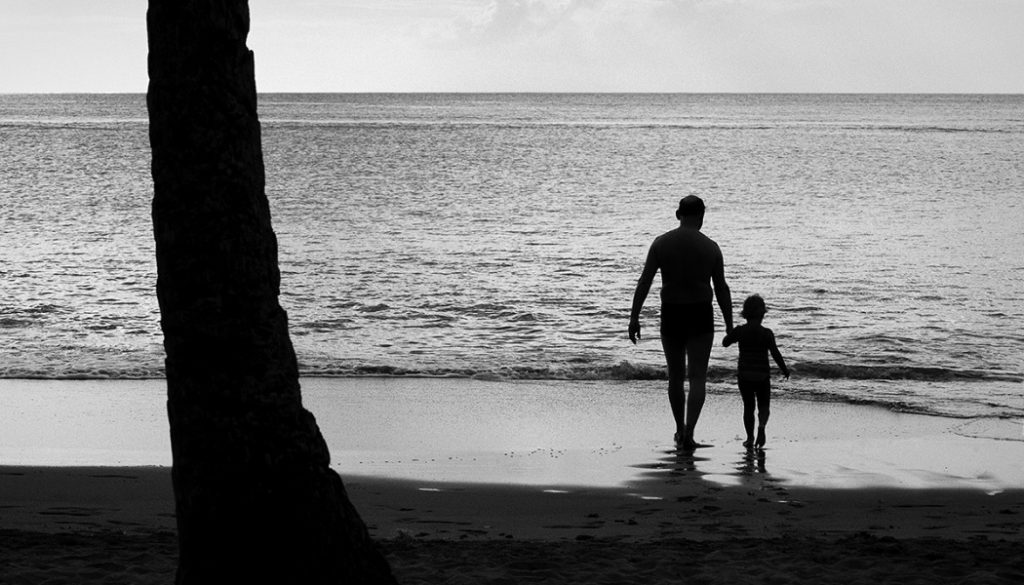 Genießen Sie den Urlaub mit der Fotokamera und Ihrer Familie