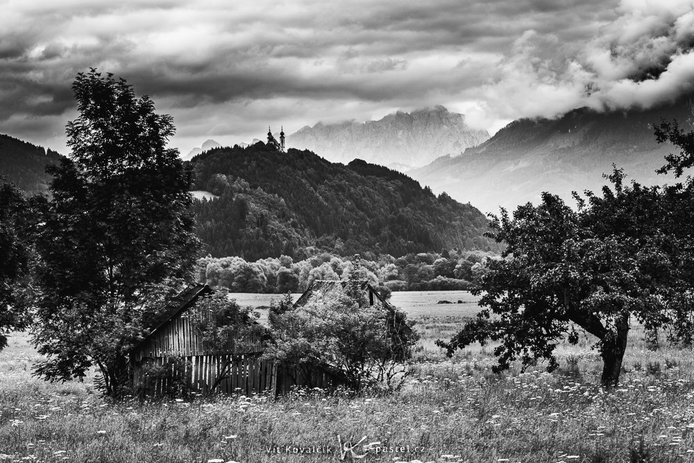Landschaften während des Tages und bei Regen fotografieren: Noch einmal in Schwarz-Weiß.