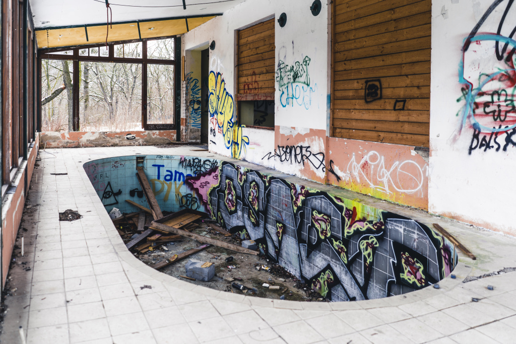 Urbex: Licht und Komposition meistern - breite