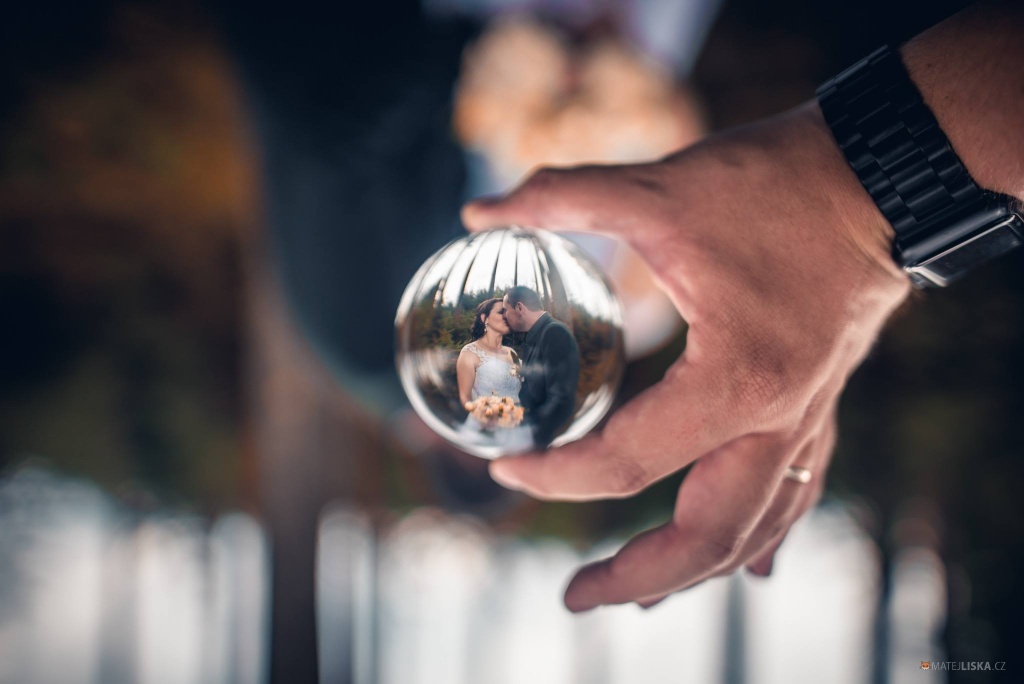 Was sollte man für ein Hochzeitsfotoshooting mitnehmen - kugel