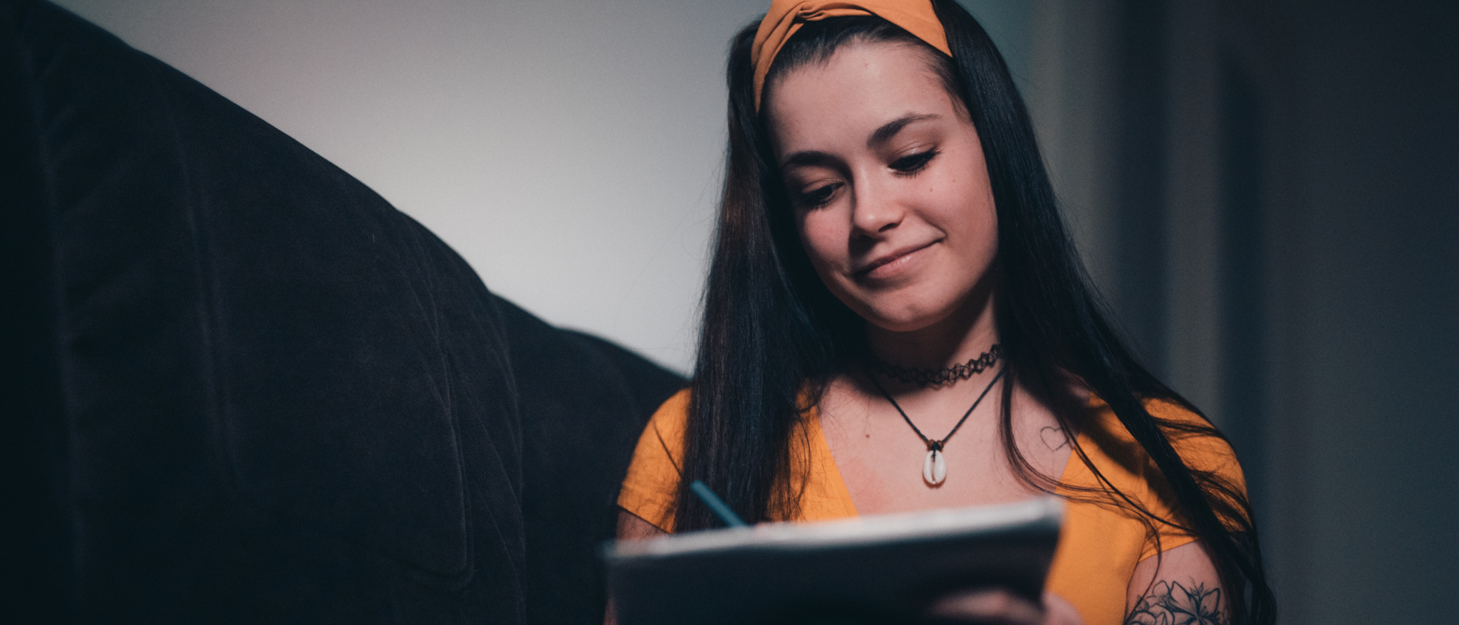 Vom Fotografen zum Filmemacher: Erfahren Sie, wie Sie Ihren Fotos eine filmhafte Atmosphäre verleihen