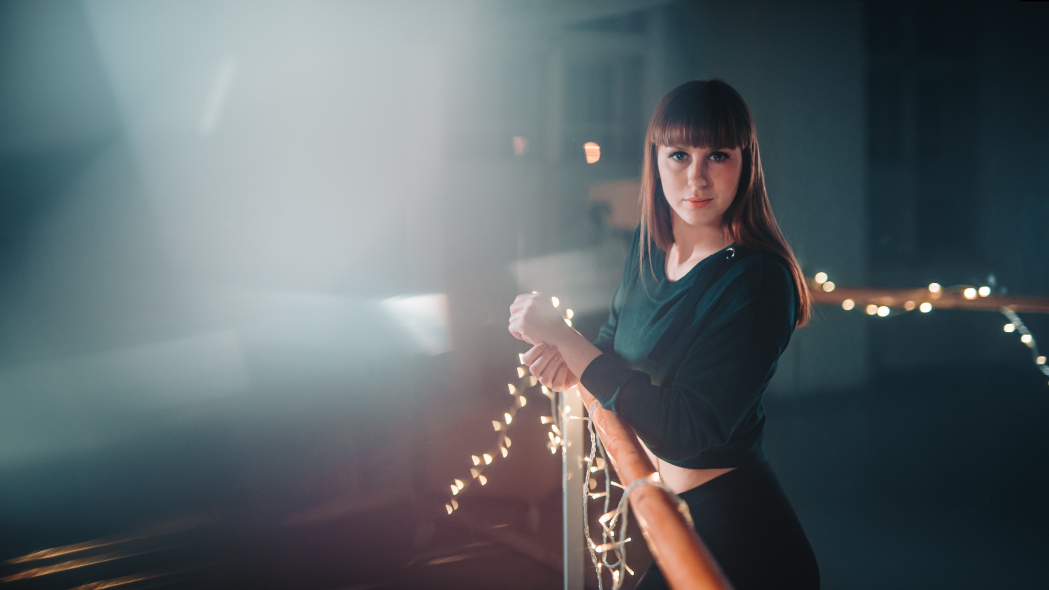 Originell beleuchtetes Porträt? Experimentieren Sie mit Reflexionen und Lichtbrechung