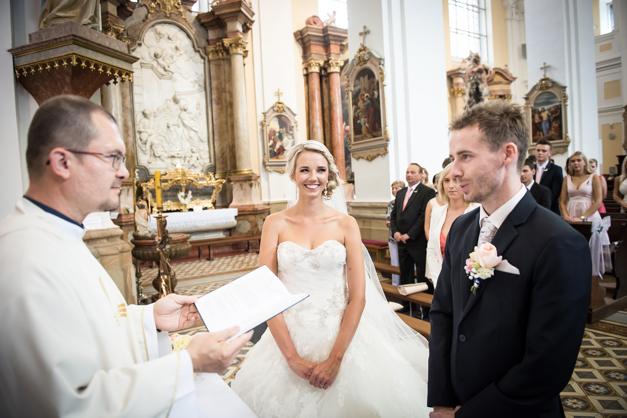 Kein Fauxpas mehr! 8 Prinzipien der Etikette eines Hochzeitsfotografen