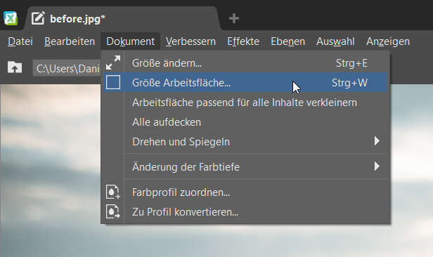 Erweitern Sie Ihr Foto ins Breitformat. Im Editor ist dies ohne Zuschnitt und Verluste möglich