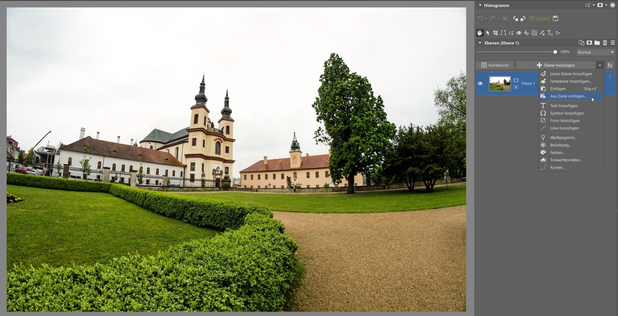 So ändern Sie einen langweiligen Himmel im Foto