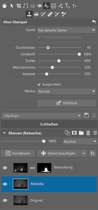 Mühle mit Nachthimmel
