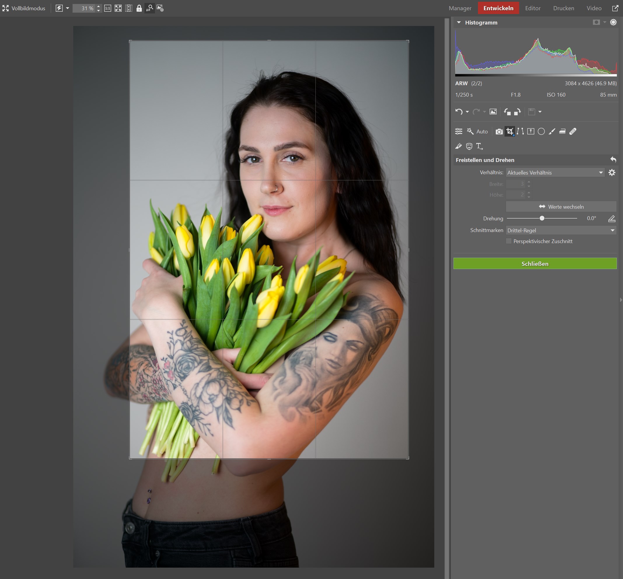 Uyning fotosurati Uyning fotosurati