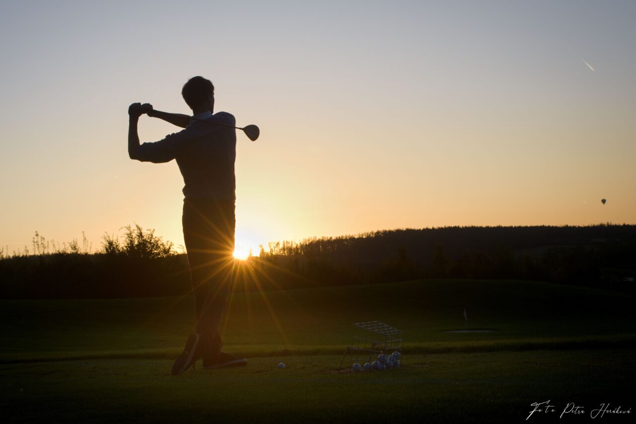 fotografischen Stil, golf silhouette