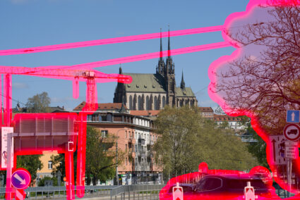 Störende Elemente in Fotos entfernen: Tipps für eine klare Komposition
